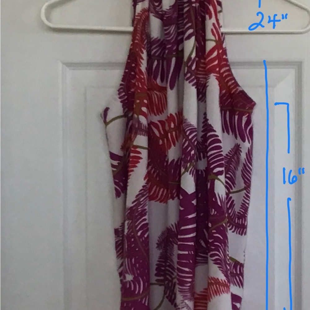 Manuhealii Vintage Pink and White Fern Leaf Pattern Top